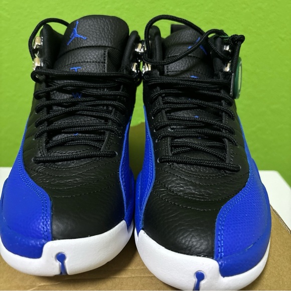 JORDAN 12 RETRO HYPER ROYAL - Picture 5 of 11